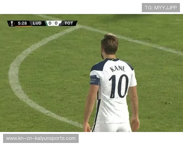 热刺反击形成多点包抄